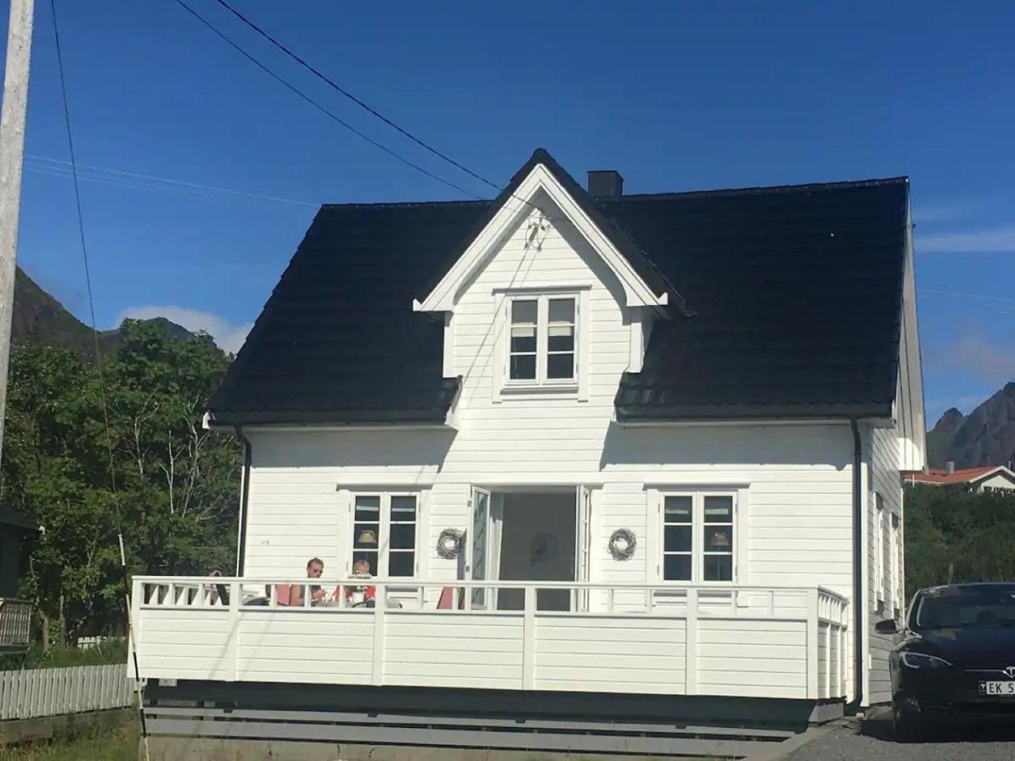 Utsiktsperle Pa Reine I Lofoten Екстериор снимка